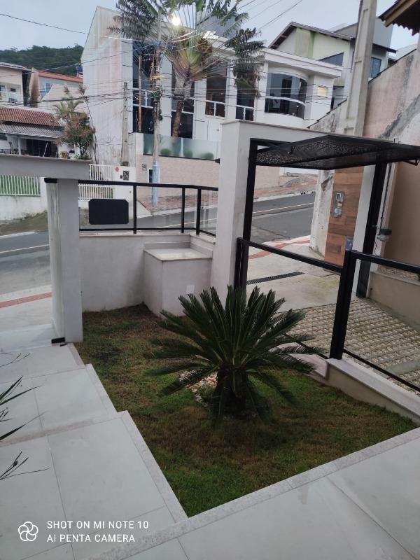 Casa à venda no Ariribá: 