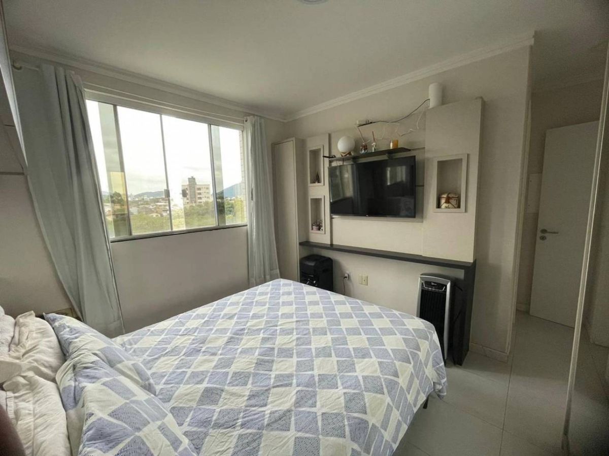 Apartamento à venda no Vila Real: 