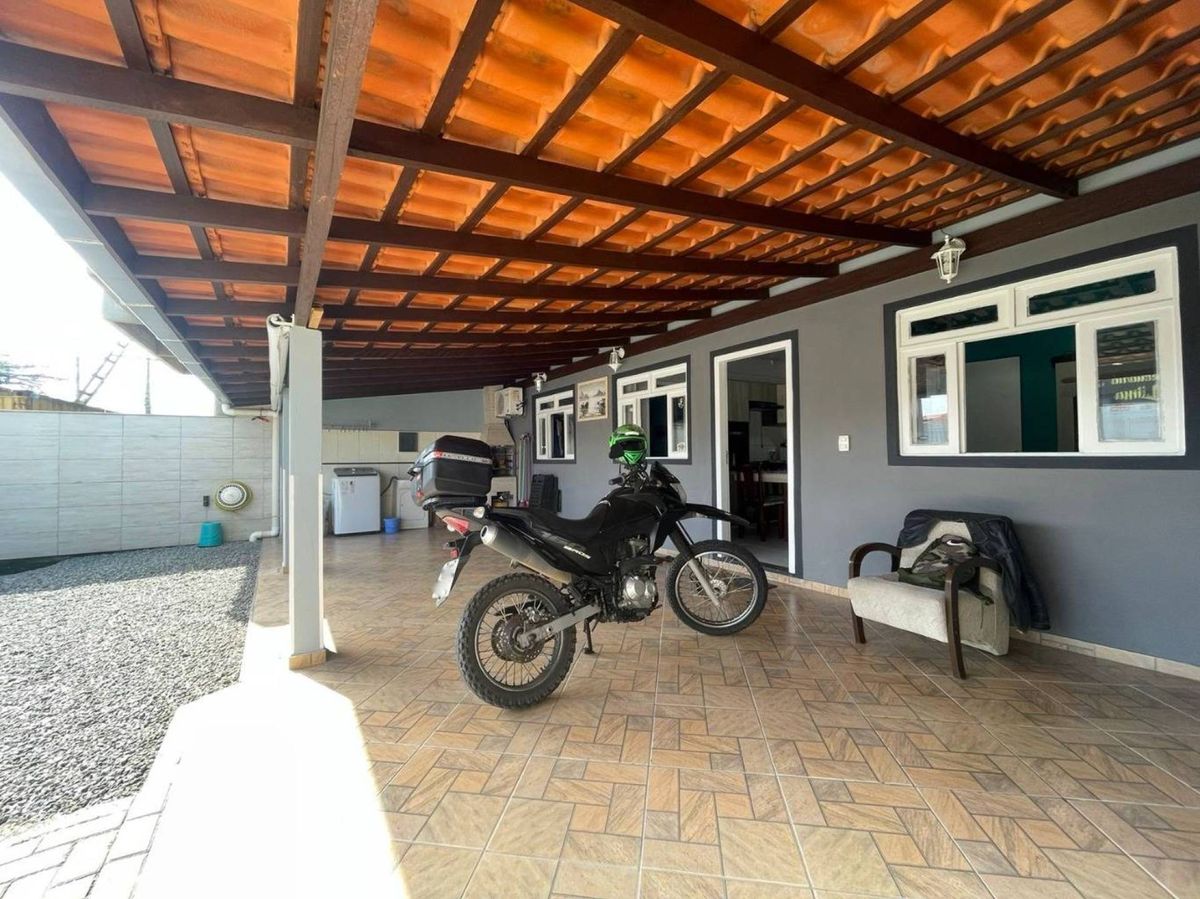 Casa à venda no Centro: 