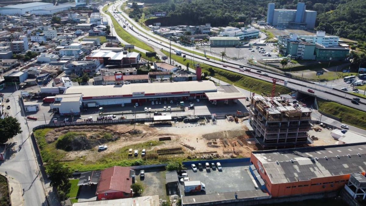 Apartamento à venda no Tabuleiro: 