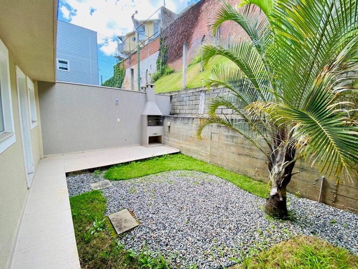 Casa à venda no Praia dos Amores: 