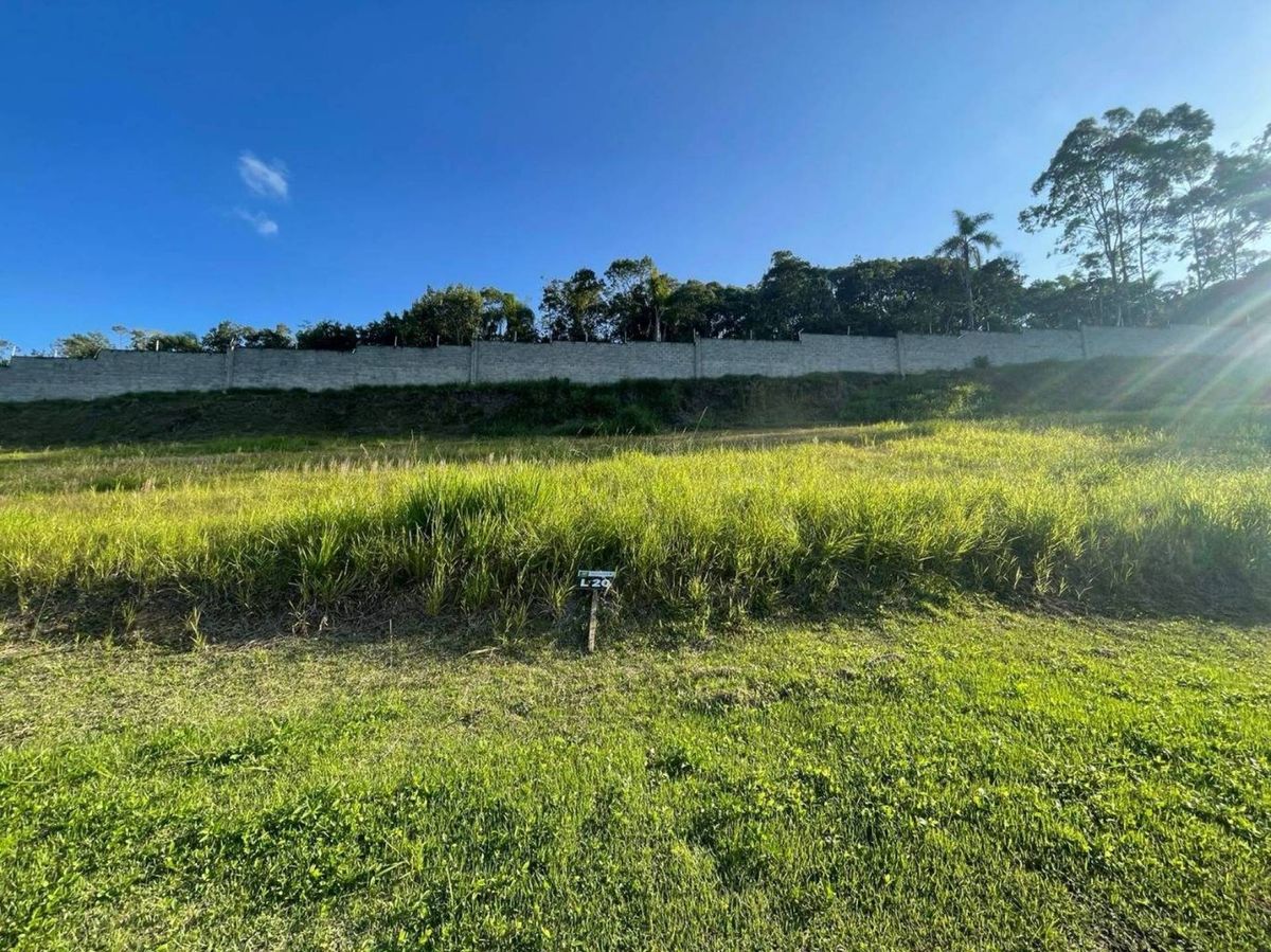 Terreno à venda no Rio do meio: 