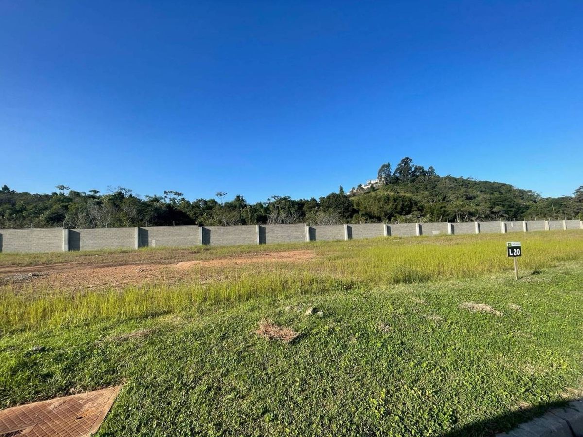 Terreno à venda no Rio do meio: 