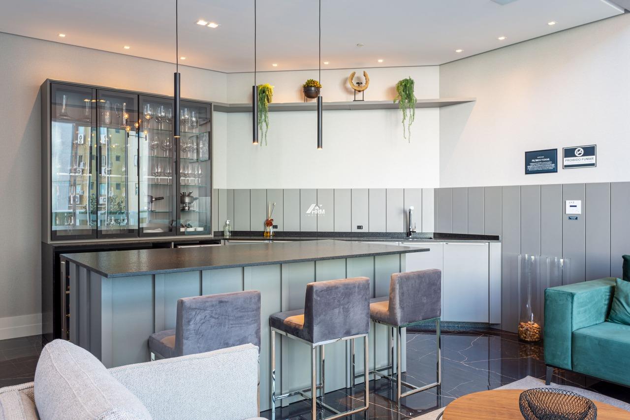 Apartamento à venda no Pioneiros: 