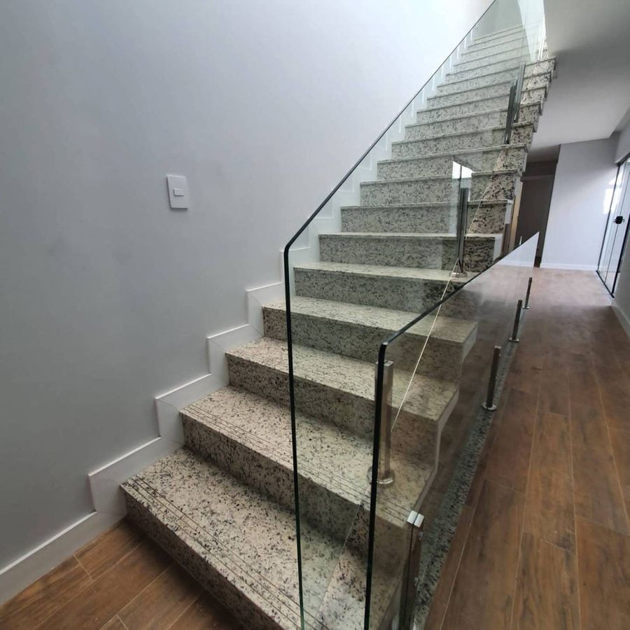 Casa à venda no Praia dos Amores: 