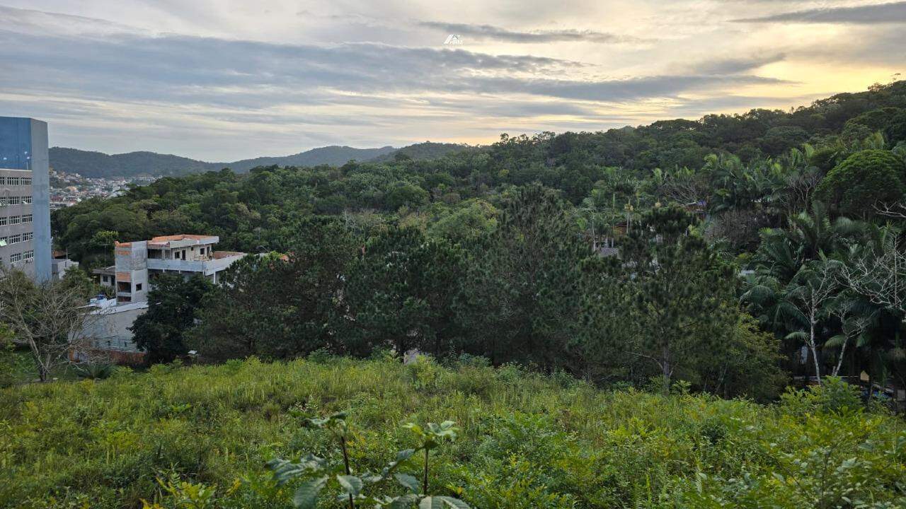 Terreno à venda no Estados: 