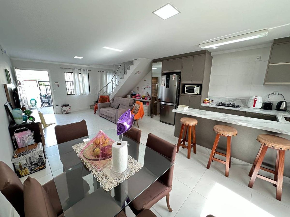 Casa à venda no Santa Regina: 