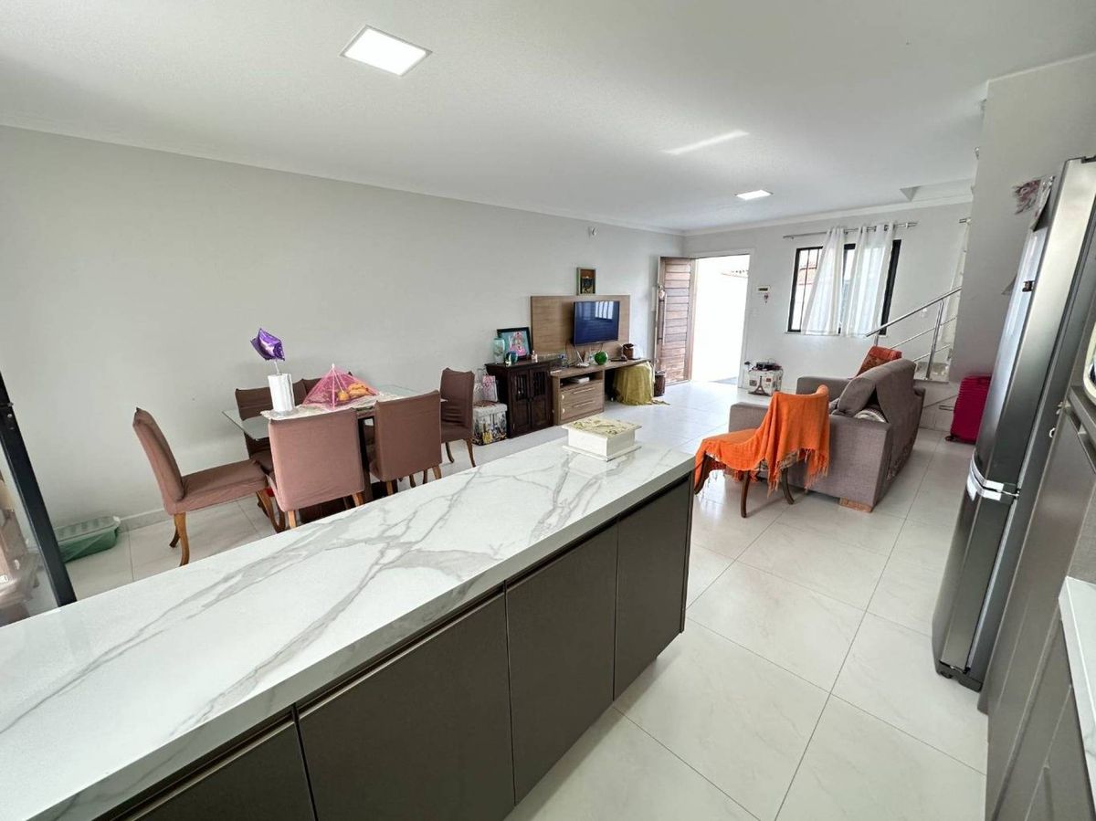 Casa à venda no Santa Regina: 