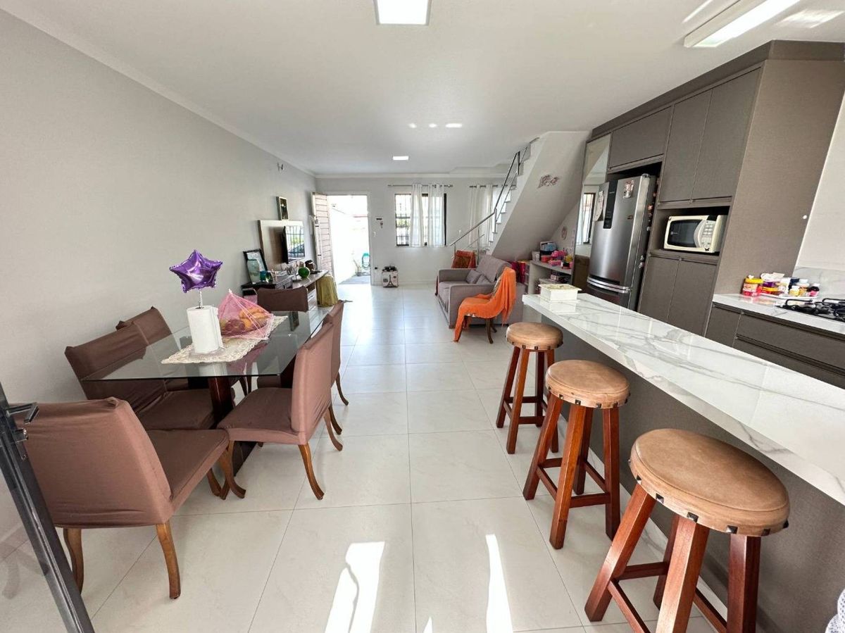 Casa à venda no Santa Regina: 