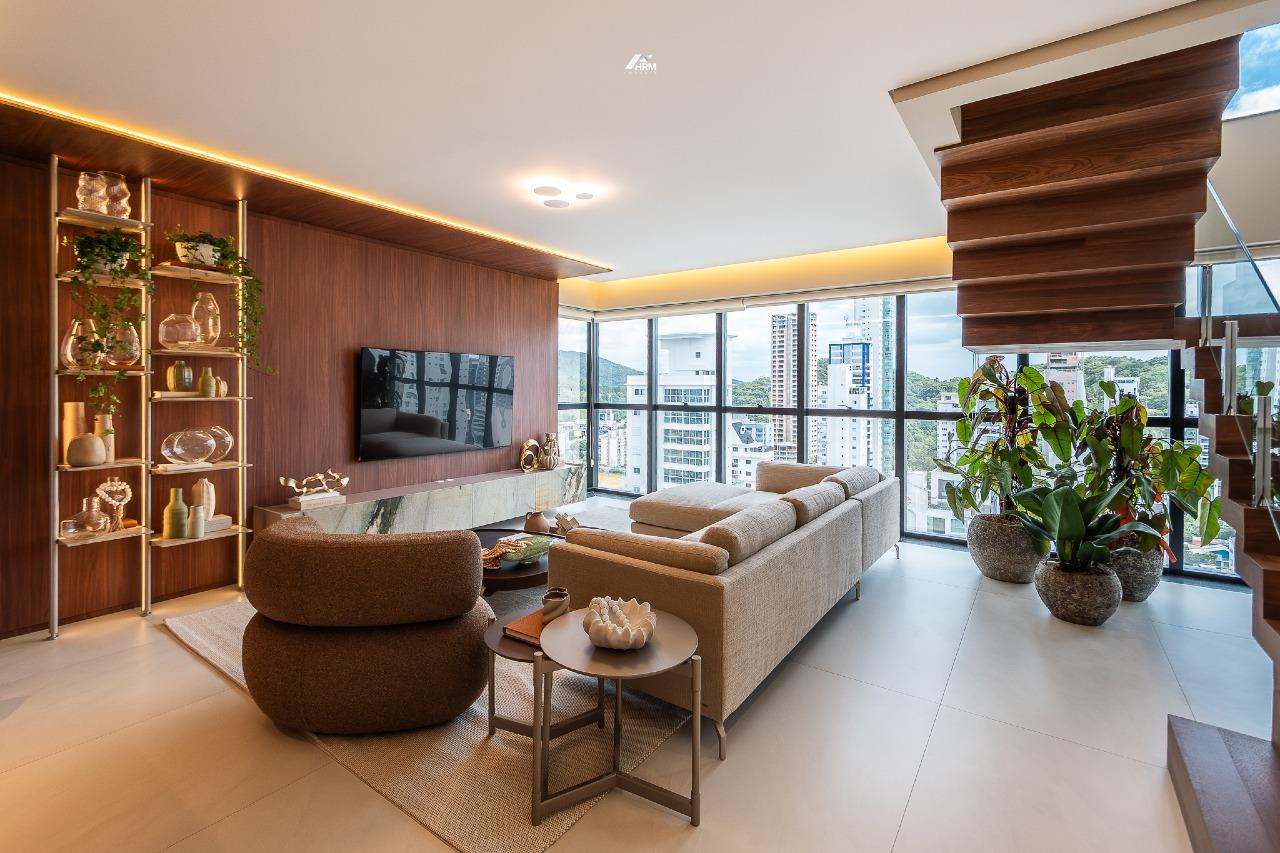 Apartamento à venda no Pioneiros: 