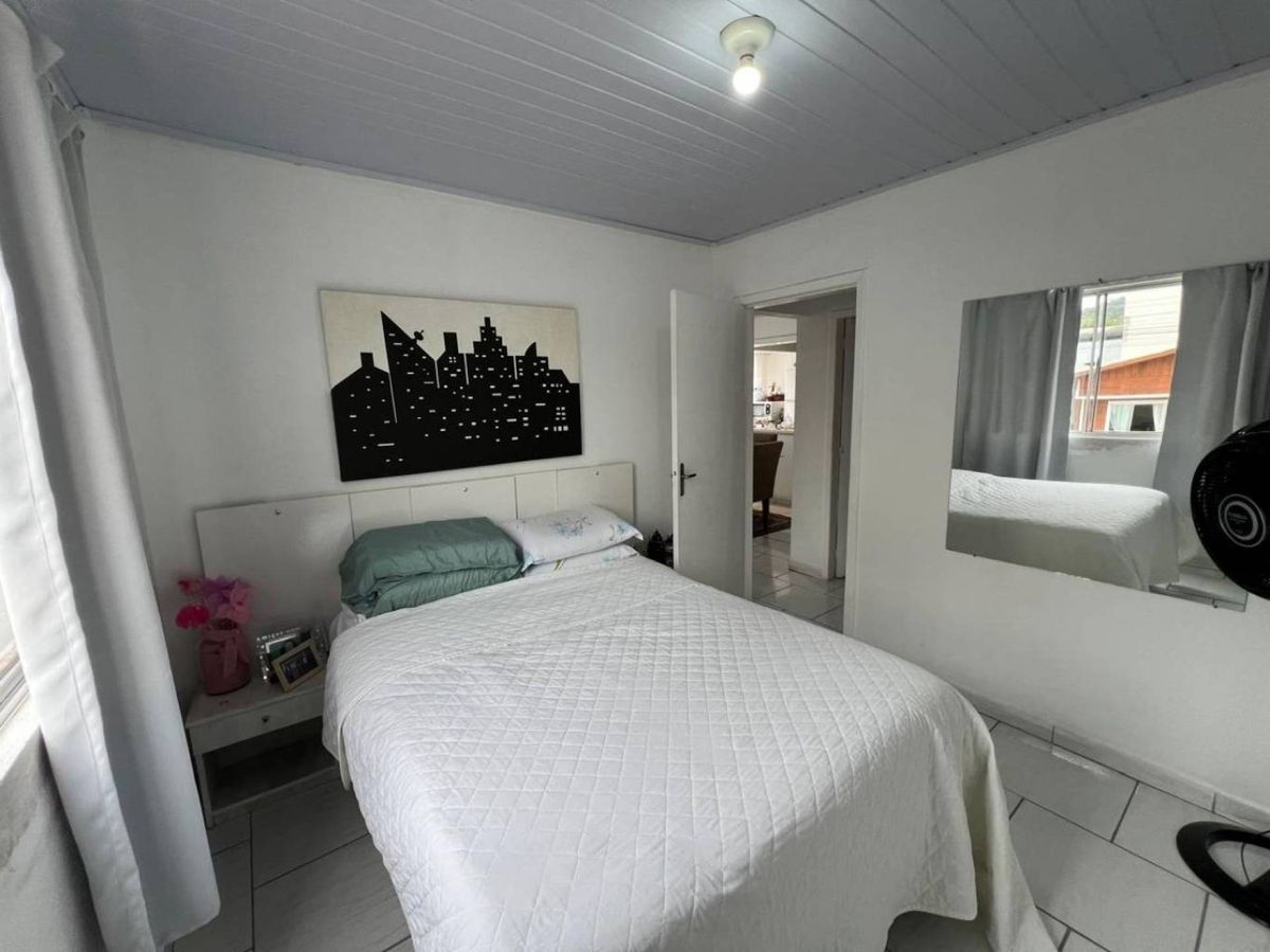 Casa à venda no Jardim Iate Clube: 