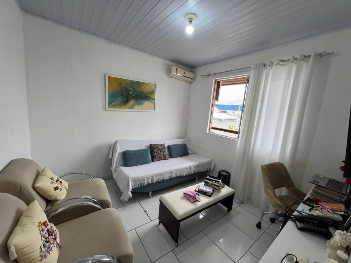 Casa à venda no Jardim Iate Clube: 