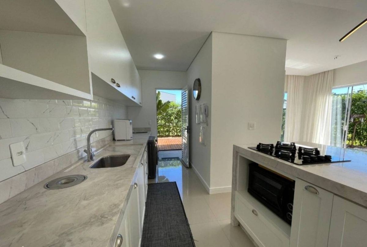 Casa de Condomínio à venda no São Judas Tadeu: 