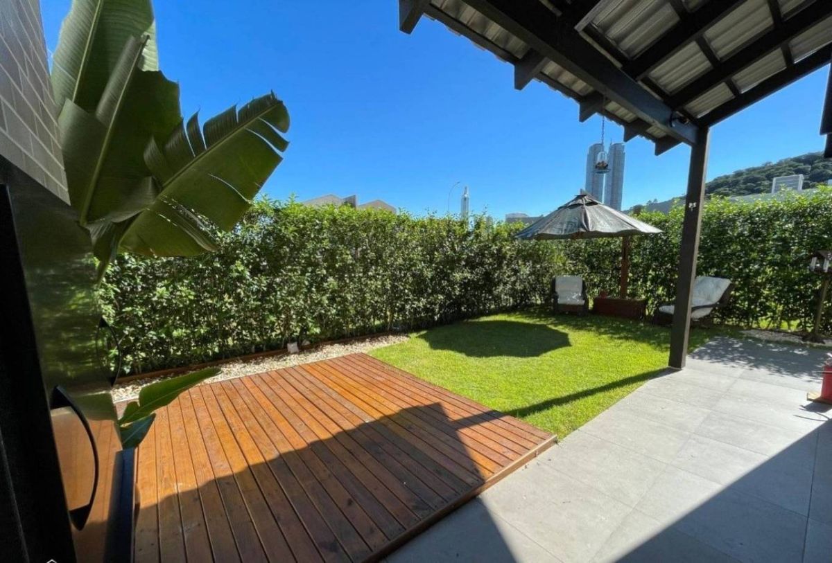 Casa de Condomínio à venda no São Judas Tadeu: 