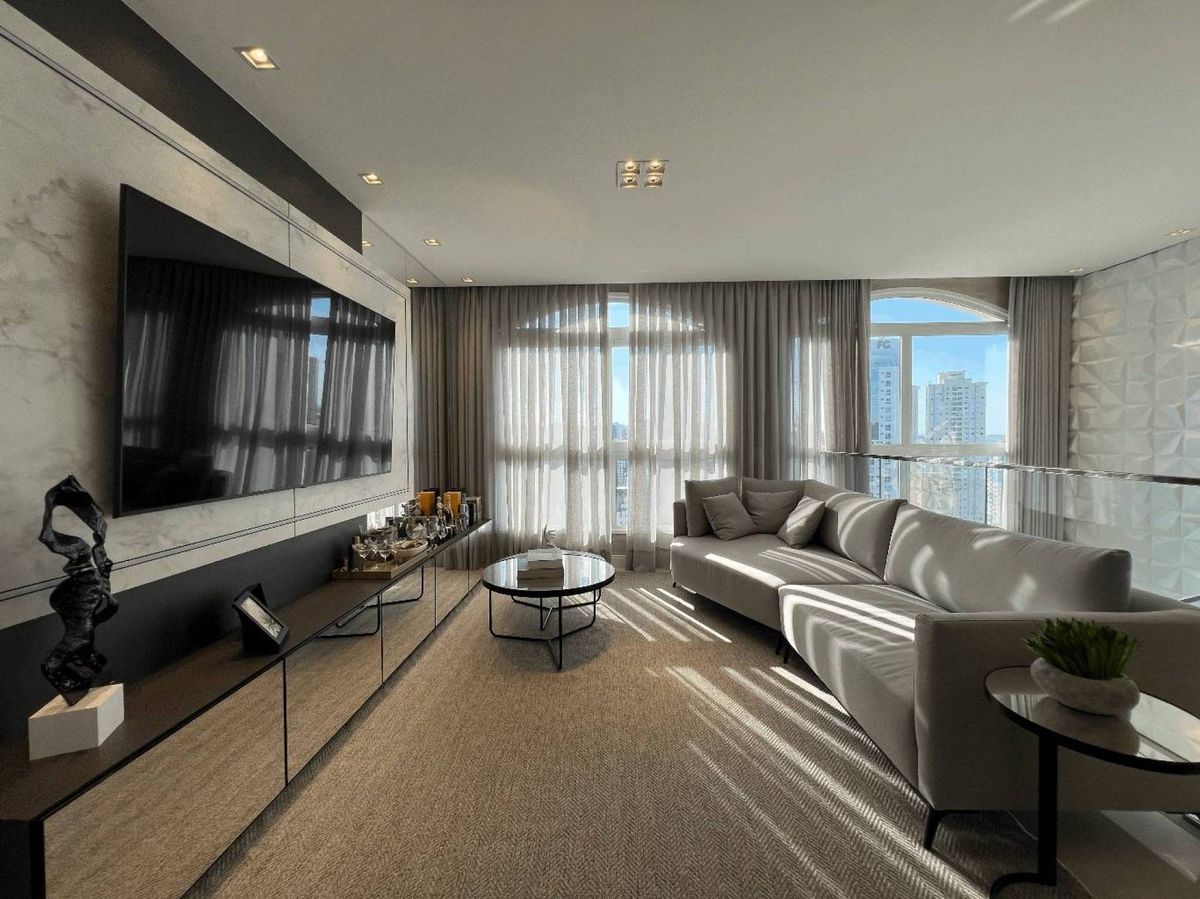 Cobertura à venda no Centro: 