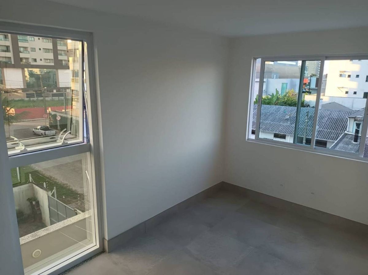 Apartamento à venda no Não informado: 