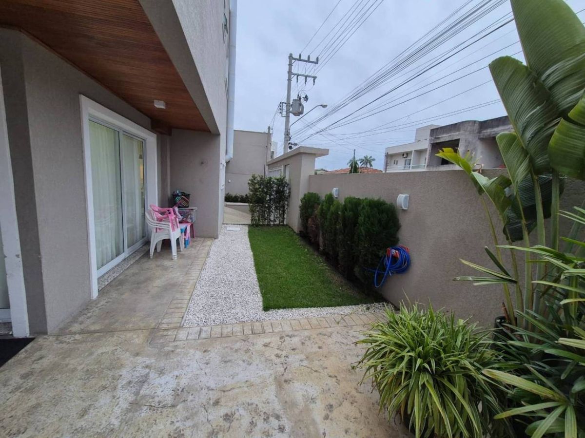 Casa à venda no Centro: 