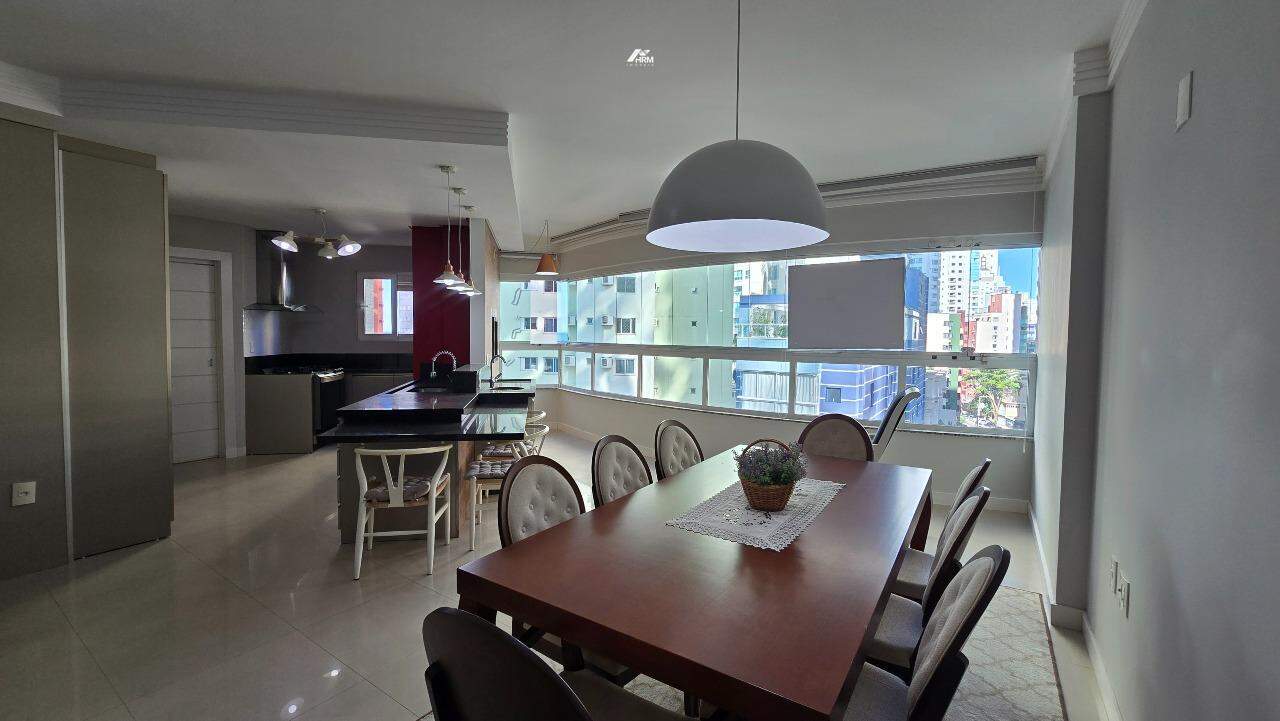 Apartamento à venda no Centro: sala de jantar