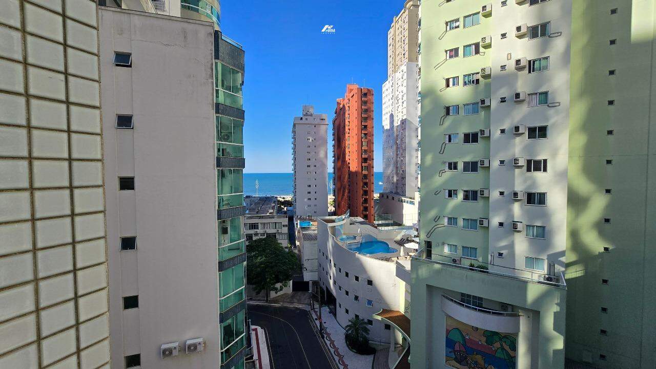 Apartamento à venda no Centro: vista mar
