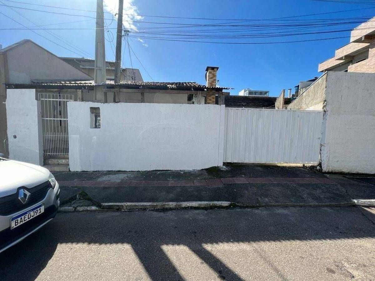 Terreno à venda no Centro: 