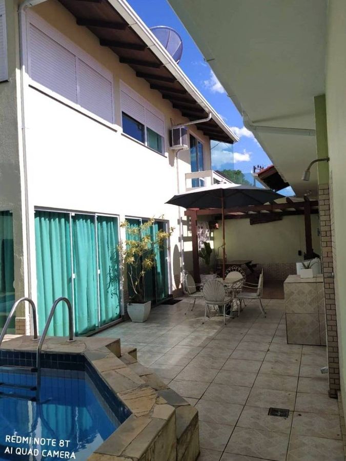 Casa à venda no Centro: 