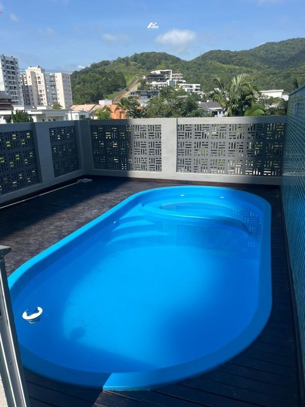 Apartamento à venda no Balneário Santa Clara: 