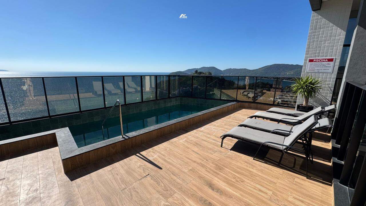 Apartamento à venda no Perequê: 