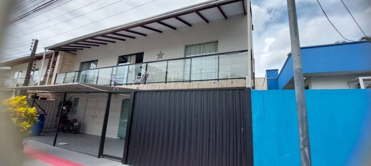 Casa à venda no Municípios: 