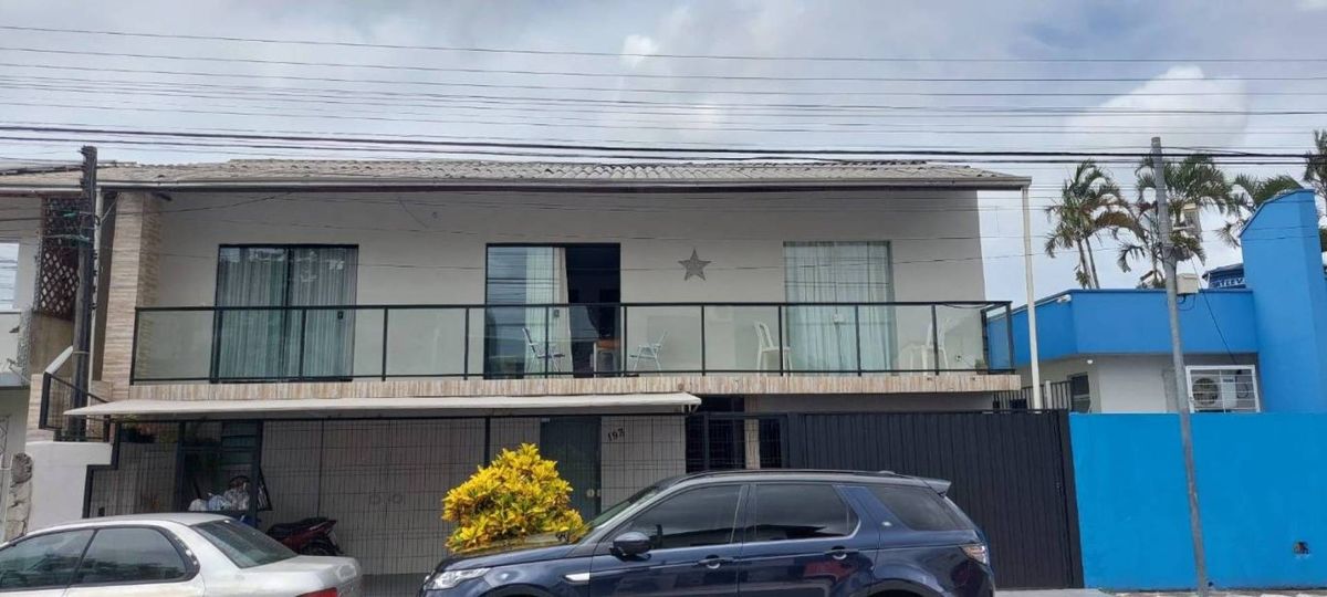 Casa à venda no Municípios: 