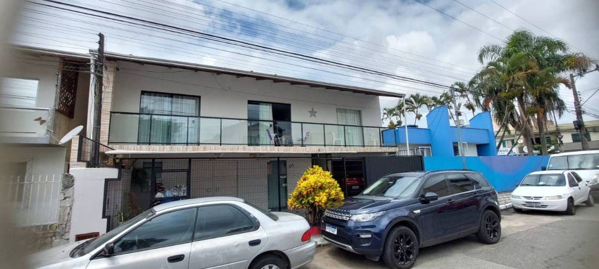 Casa à venda no Municípios: 