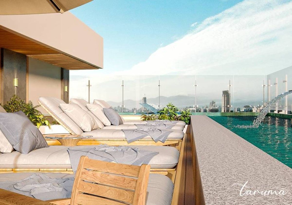 Apartamento à venda no Perequê: 