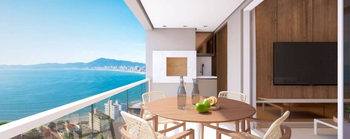 Apartamento à venda no Meia Praia: 