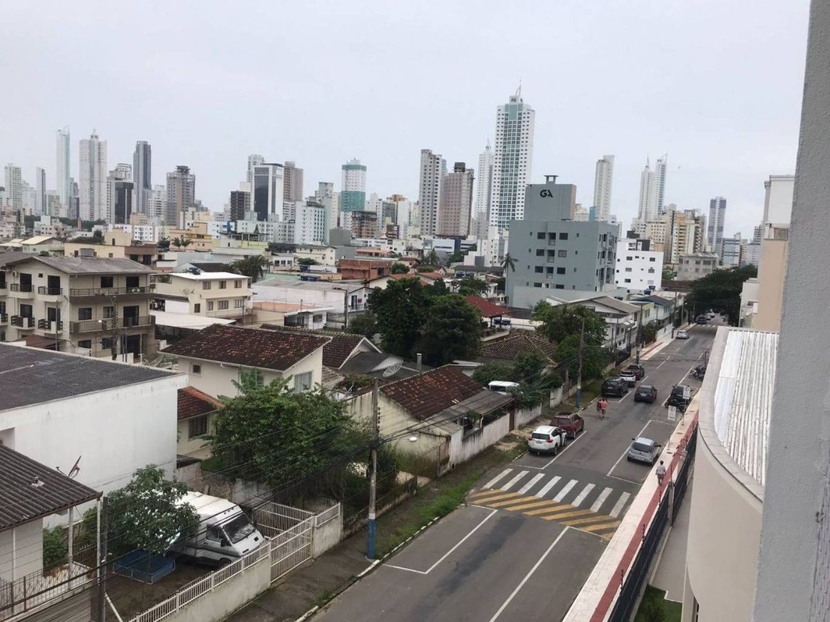 Apartamento à venda no Nações: 