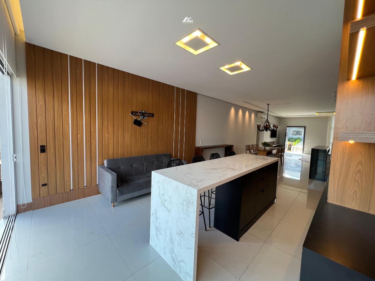 Casa de Condomínio à venda no Santa Regina: 