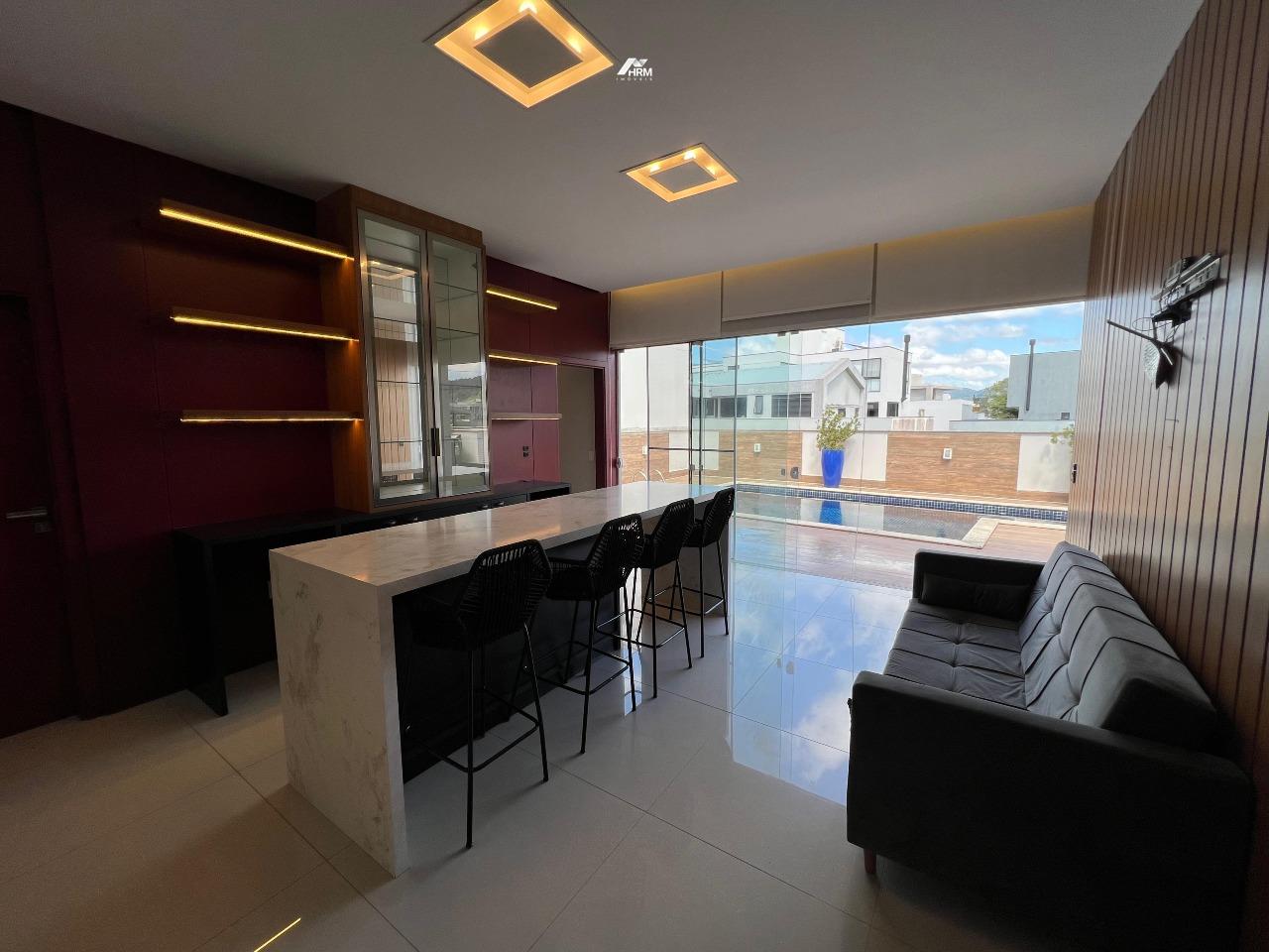 Casa de Condomínio à venda no Santa Regina: 