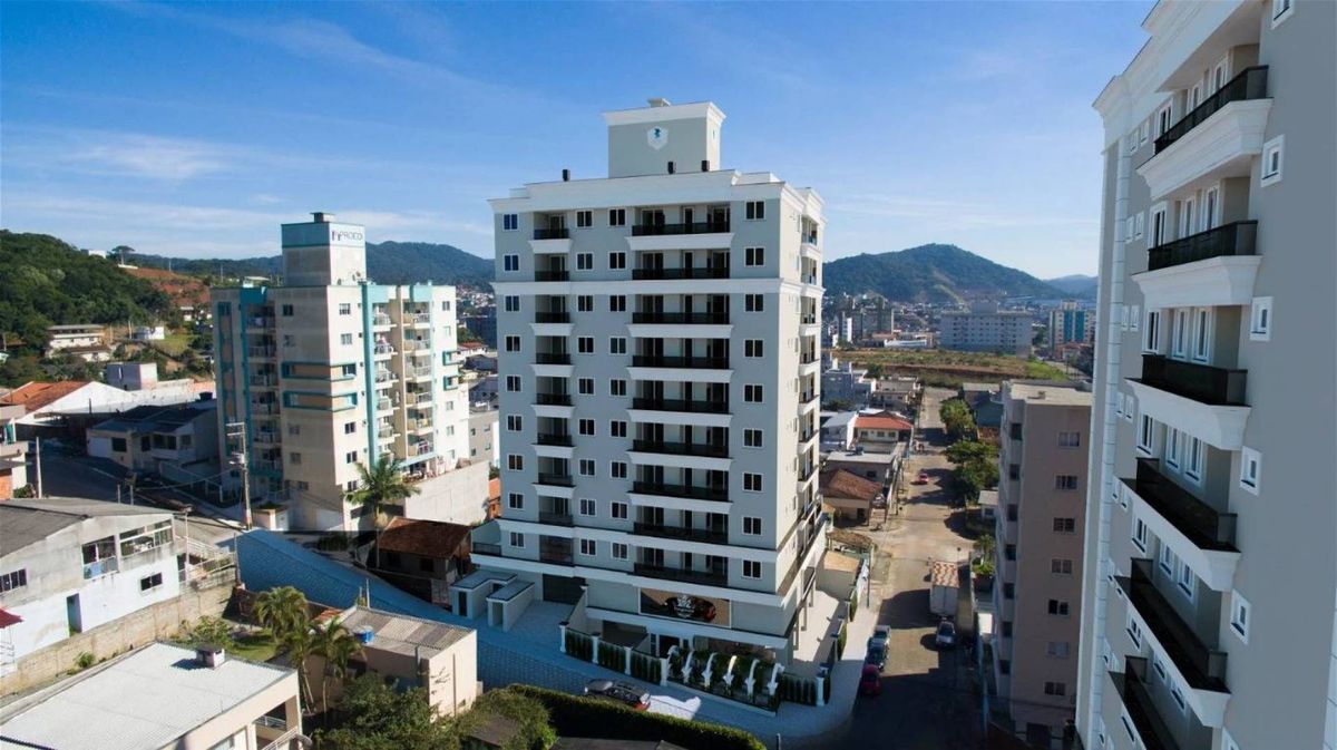 Apartamento à venda no Tabuleiro: 