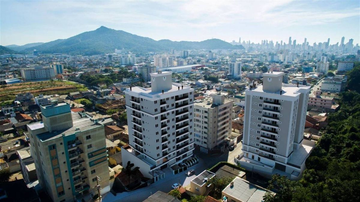 Apartamento à venda no Tabuleiro: 