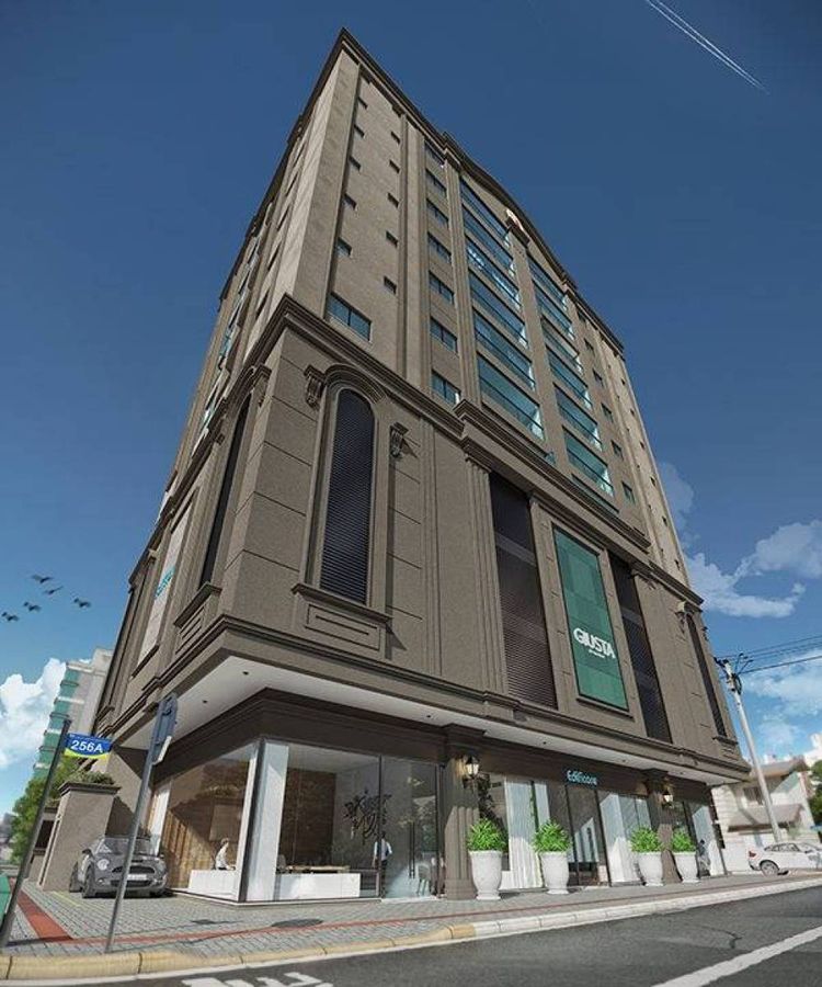 Apartamento à venda no Meia Praia: 