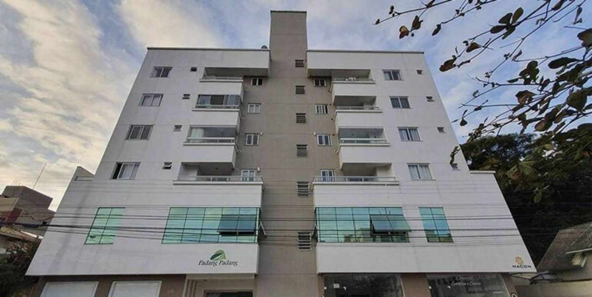 Apartamento à venda no Nações: 