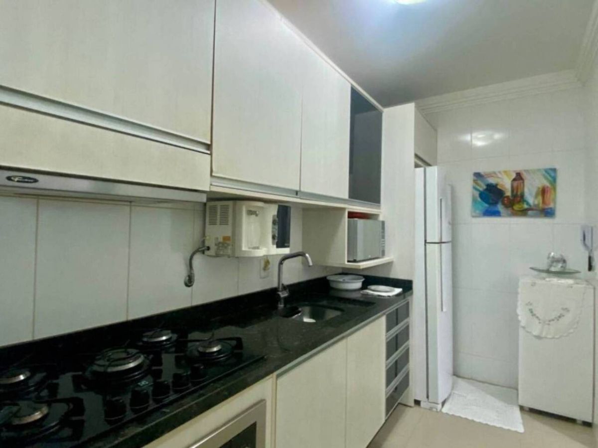 Apartamento à venda no Nações: 