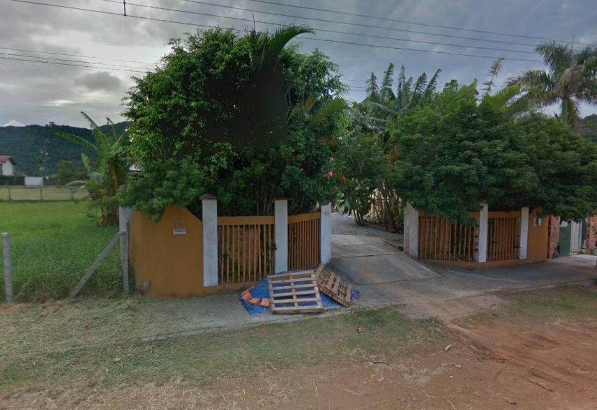 Terreno à venda no Praia do Estaleirinho: 