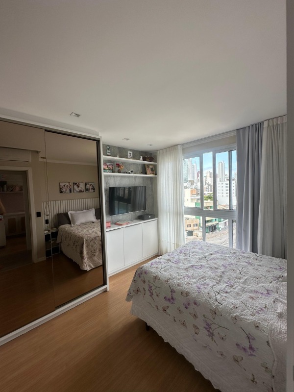 Apartamento à venda no Nações: 