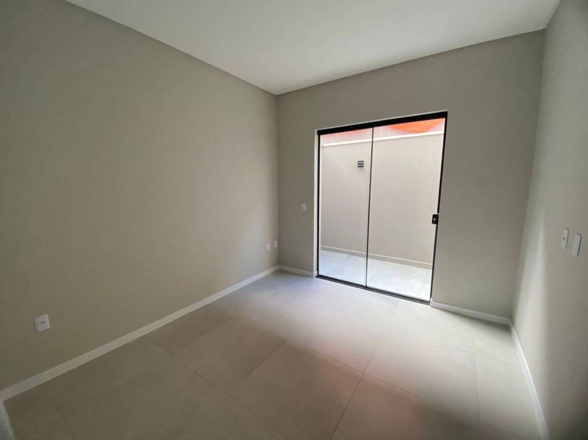 Apartamento à venda no Nações: 