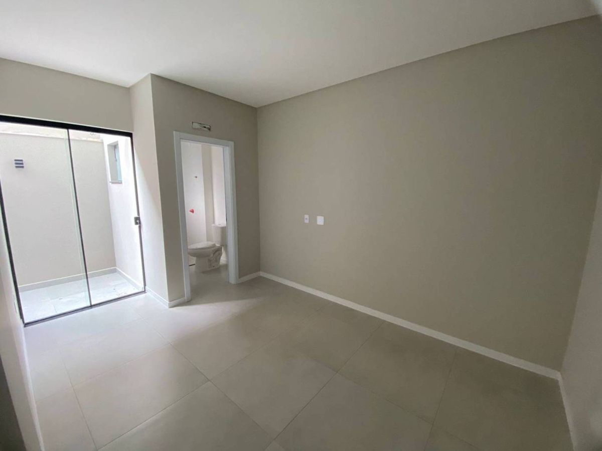 Apartamento à venda no Nações: 