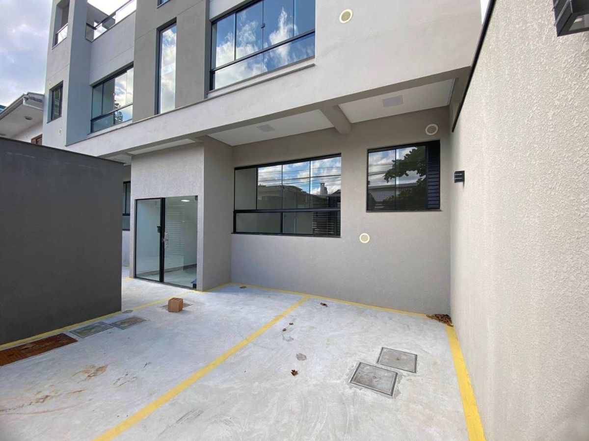 Apartamento à venda no Nações: 