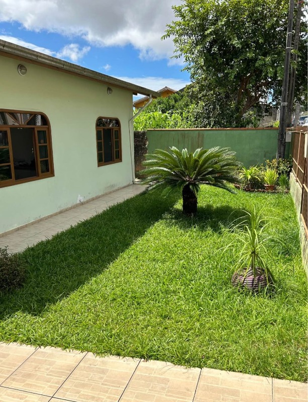 Casa à venda no Tabuleiro: 