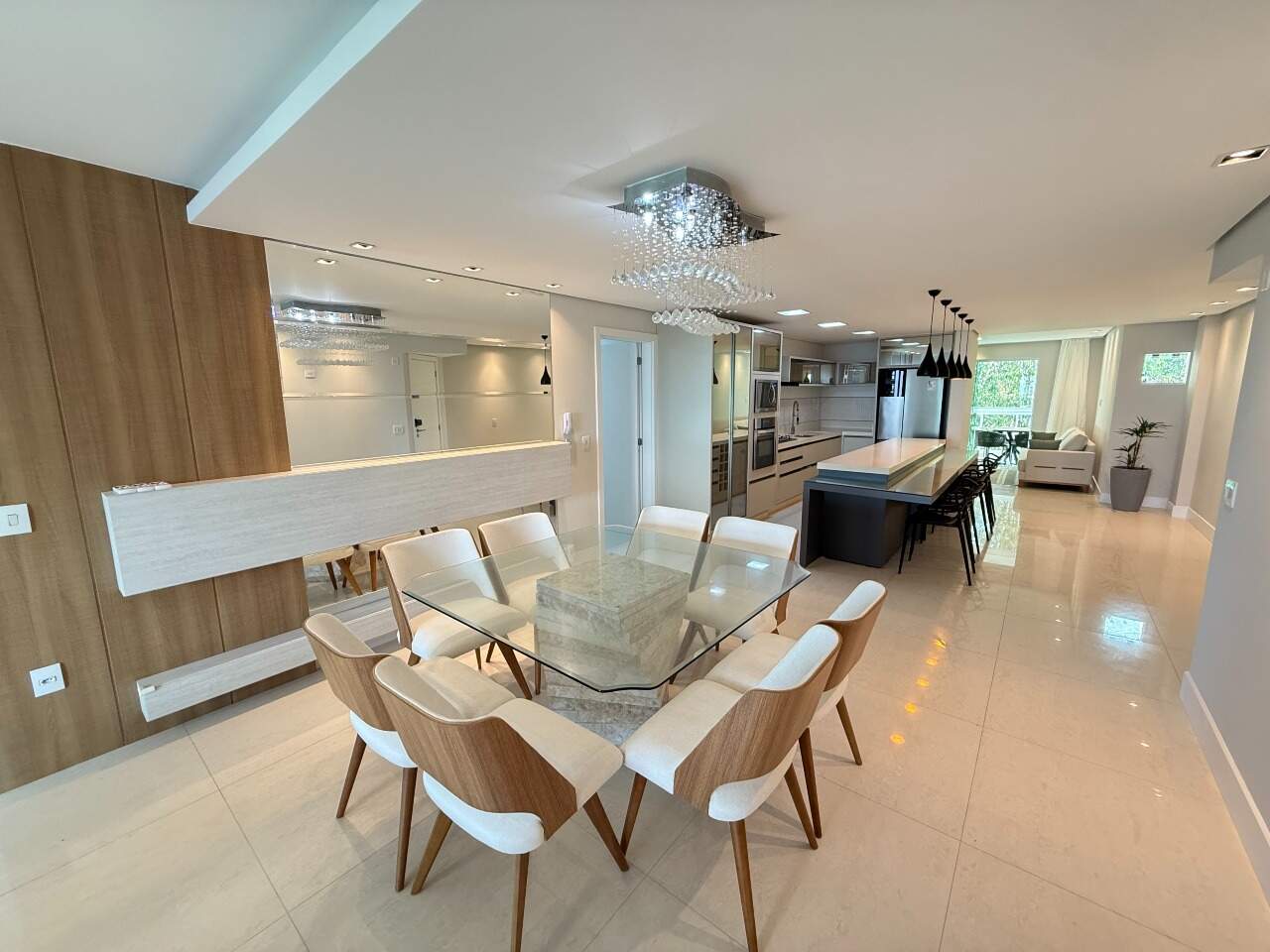 Cobertura à venda no Cabeçudas: 