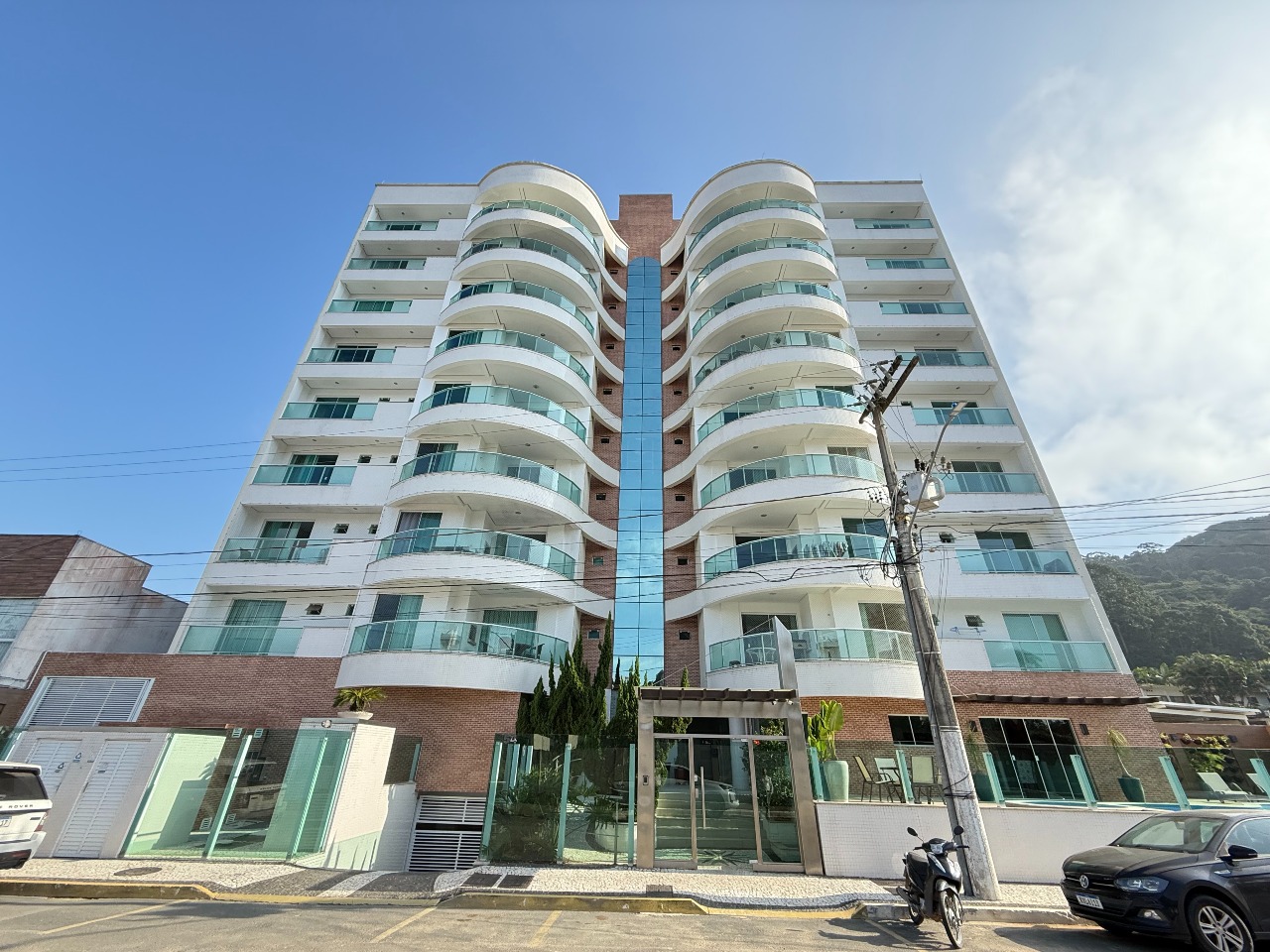 Cobertura à venda no Cabeçudas: 