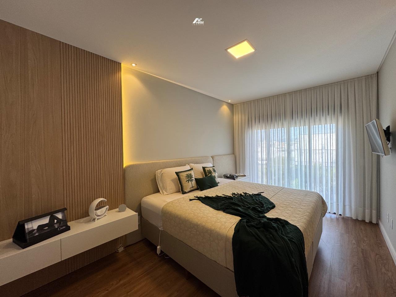 Casa de Condomínio à venda no Santa Regina: 