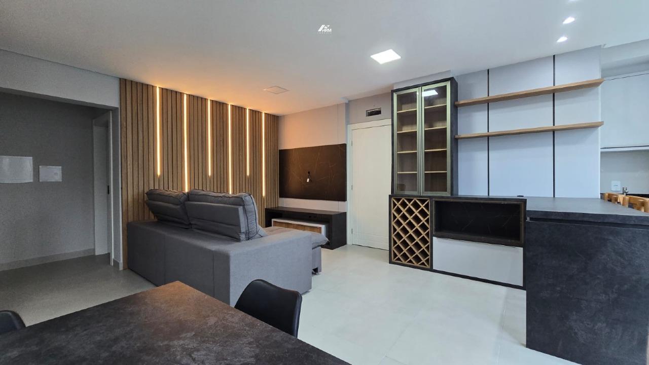 Apartamento à venda no Balneário Perequê: 